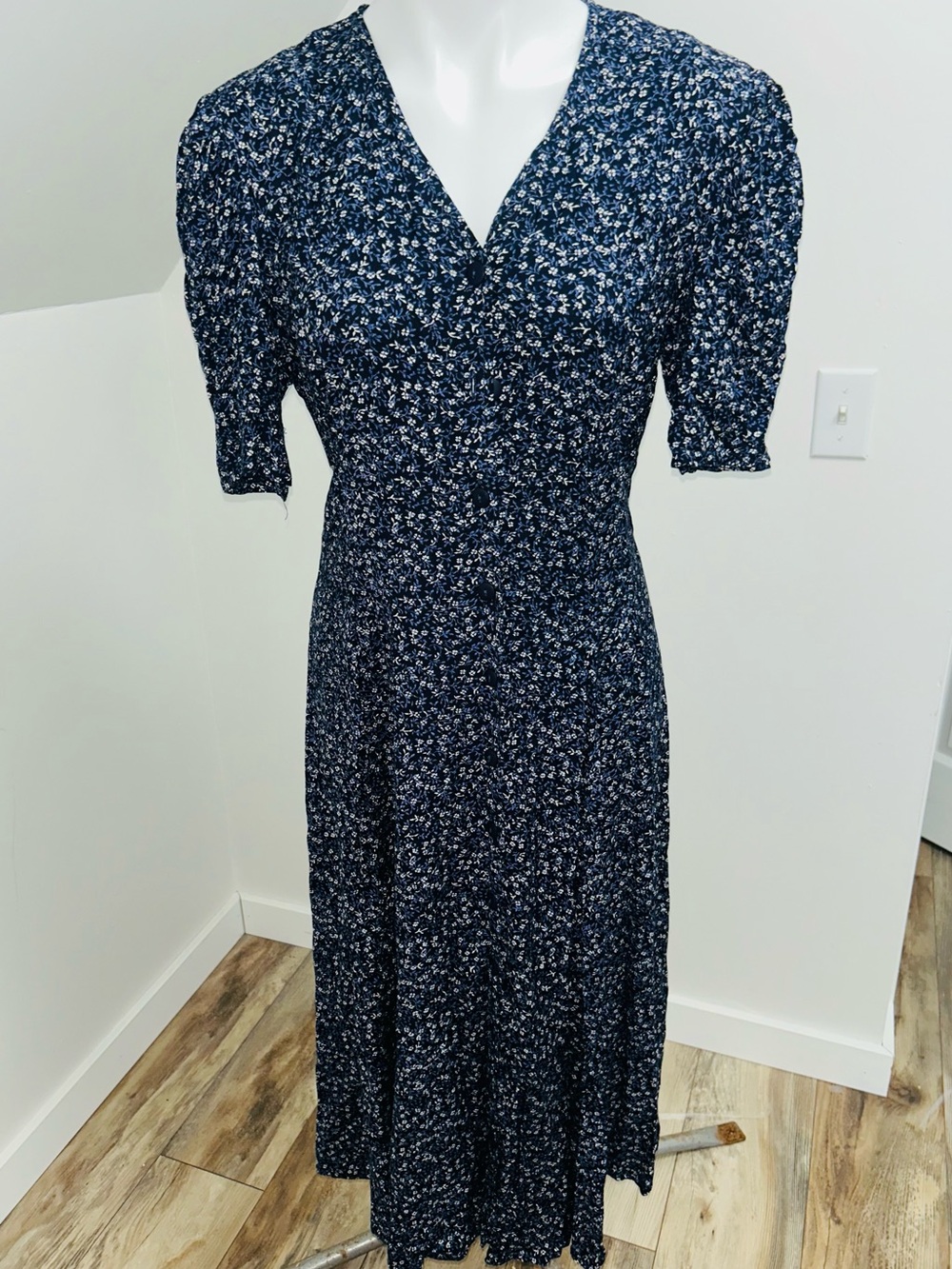 Vintage 90s Floral Rayon Prairie Dress size 11 Button Front Midi